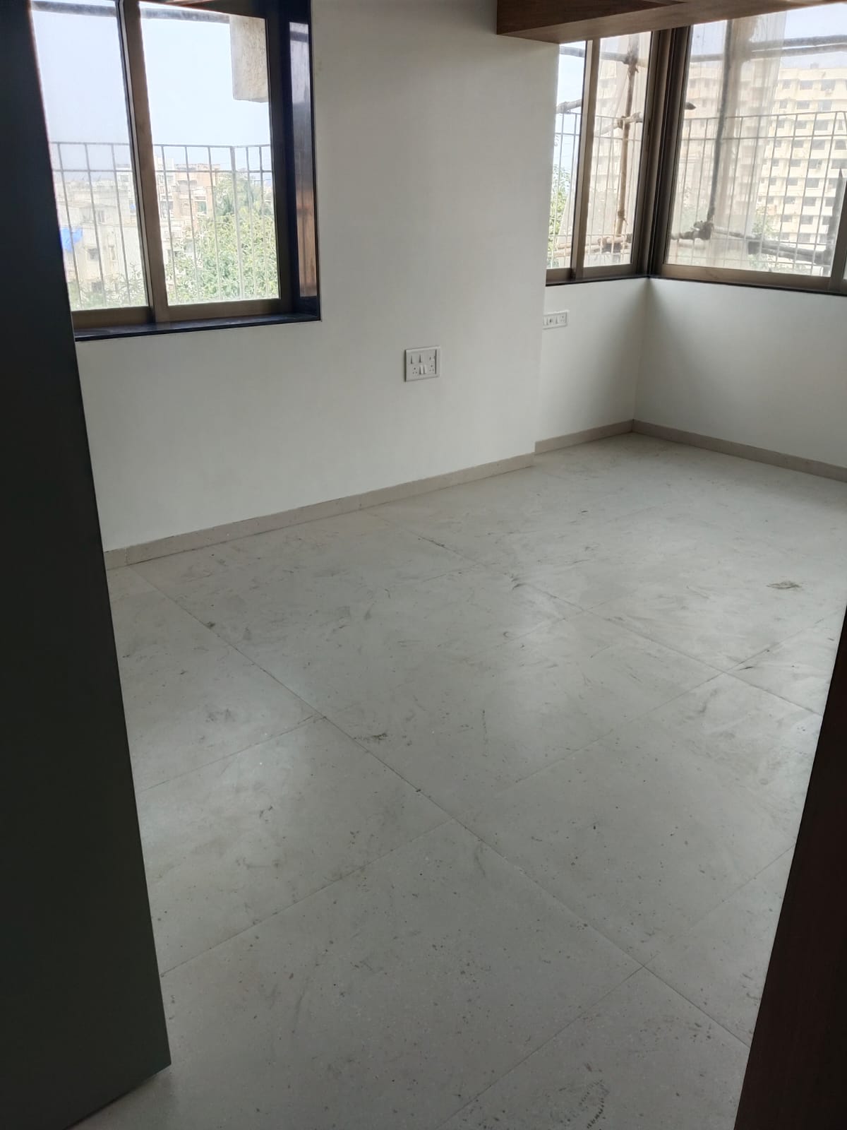 Marble flooring and room renovation Mumbai – Laxman Construction best contractor