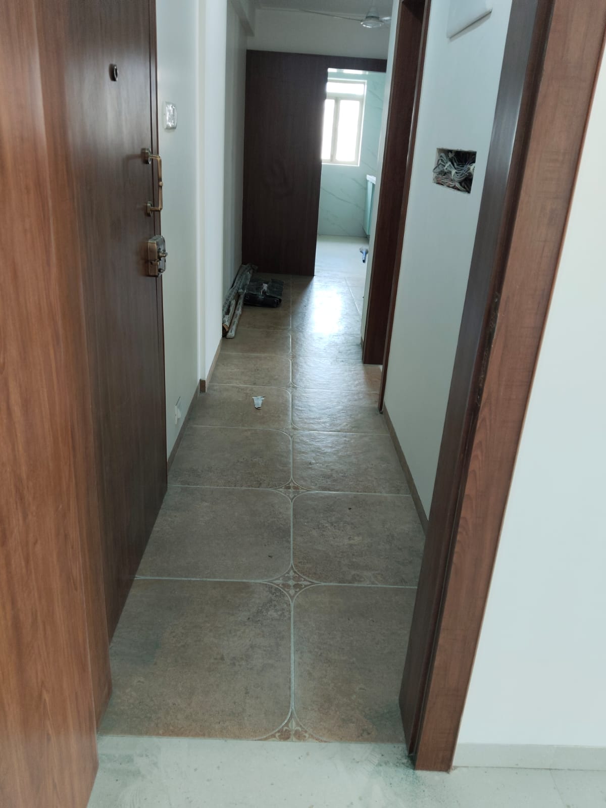 Passage flooring tiling contractor Mumbai – Laxman Construction renovation work